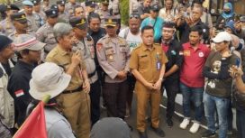 FWJ Indonesia Se-Jabotabek Kepung Kantor Bupati Tangerang, Serukan Stop Intimidasi Pers