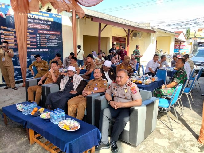 
 Kapolsek Kronjo Resmi Berganti, Forkopimcam Didorong Terus Solid Layani Masyarakat