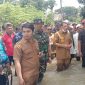 Dandim 0510/Tigaraksa Dampingi Bupati Tangerang Tinjau Lokasi Banjir Kronjo