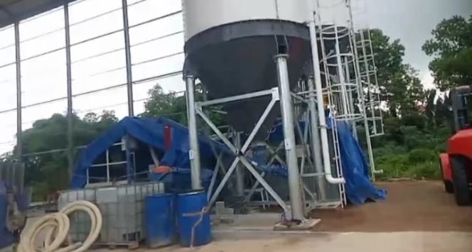 
 Warga Desa Tenjo Desak Penutupan PT Aika, Pabrik Diduga Beroperasi Tanpa Izin