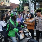 Polres Metro Jakarta Utara dan Insan Pers Berbagi 100 Takjil, Perkuat Sinergi Ramadhan 1447 H Wakapolres AKBP Rohman Yonky Dilatha Pimpin Langsung Aksi Sosial Jelang Berbuka Puasa