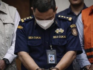 Rp7 Miliar per Bulan, Blueray Cargo Diduga Jadi ATM Berjalan Oknum Bea Cukai untuk Loloskan Barang KW
