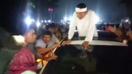 Usai Safari Ramadhan, Seorang Warga Menangis Minta Keadilan Terkait Pengadaan di Kecamatan Cikarang Barat