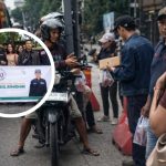 Ketua DPD Organisasi Pers FWJ Indonesia DKI Jakarta, Rosid, saat memimpin kegiatan pembagian takjil kepada pengguna jalan di Jakarta Utara sebagai bentuk kepedulian sosial insan pers. Foto: Istimewa/Gmanews.id