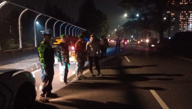 
 Sinergi TNI-Polri dan masyarakat di Curug Tangerang, patroli berlangsung Selasa malam 21 April 2026