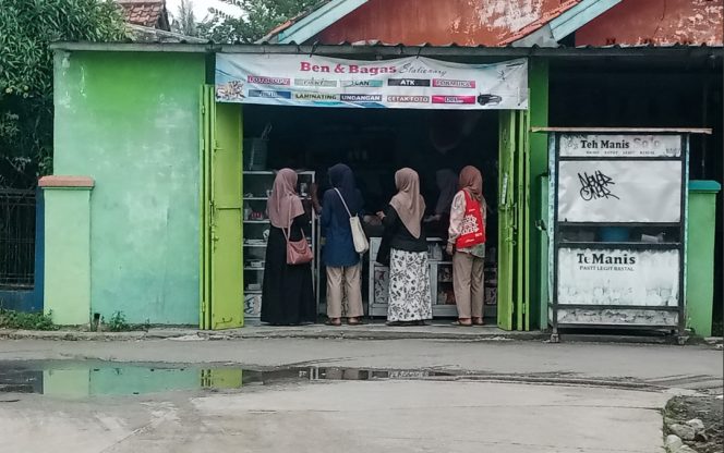 
 ‎Kios Foto Kopi Yang berlokasi di Jalan raya Utan Jati Desa Kedaung Barat Kecamatan Sepatan Timur