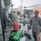 Warga Kampung Tanah Merah RT 02/02 Desa Tanah Merah Gotong Royong Bersihkan Drainase, Kamis 23-07-2026