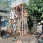 Pekerja proyek SAB di Kampung Pondok Cikurus RT 07/02 Desa Mekarsari Rajeg, Jumat 31-07-2026